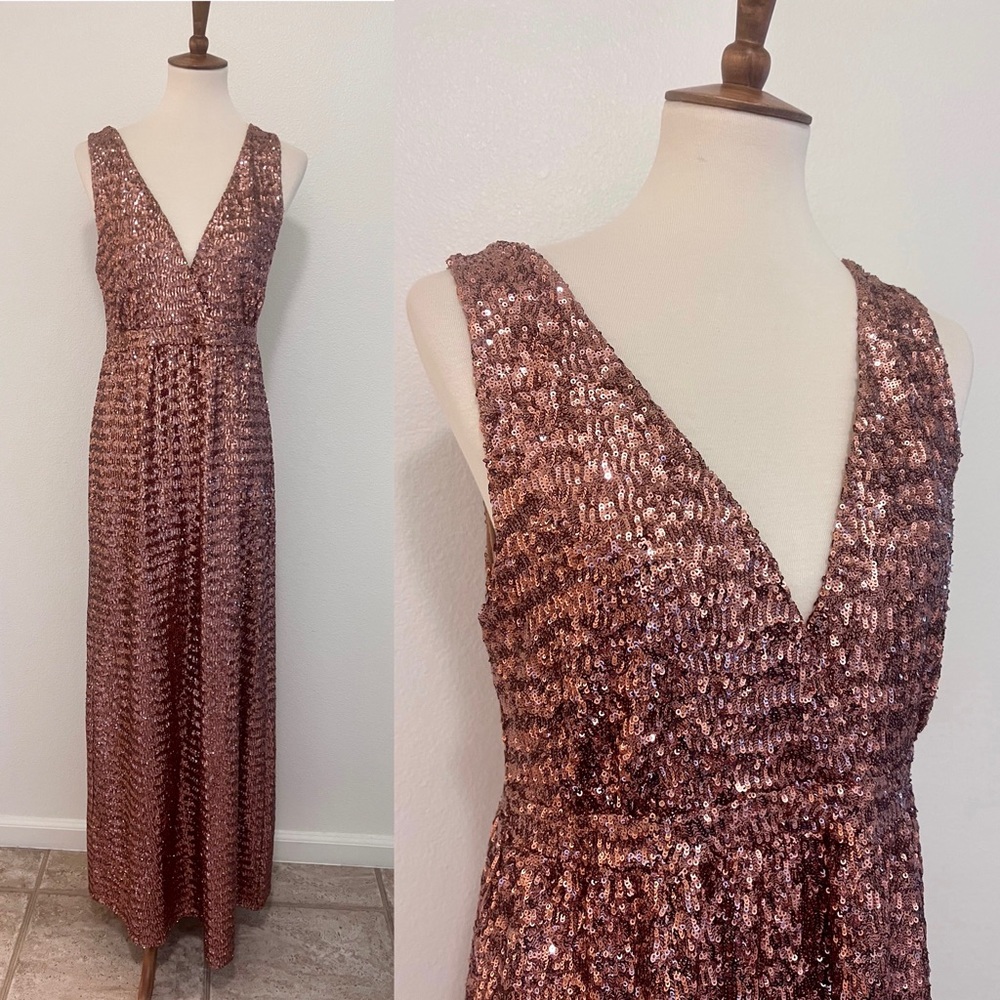 Gold Sequin V Neck Sleeveless Maternity Evening Gown